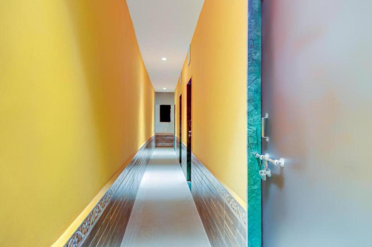Hotel Safalta Residency, Chembur Мумбаи Экстерьер фото